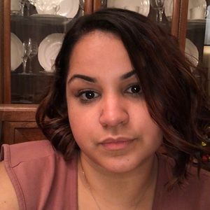 Meet your Posher, Pilar